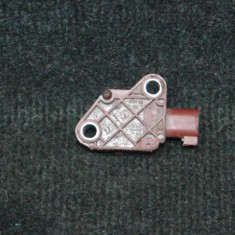 Senzor de impact st&acirc;nga față LAND ROVER DISCOVERY III L319 2006 OEM: YDB0001415H2Z14B345BA 2249622