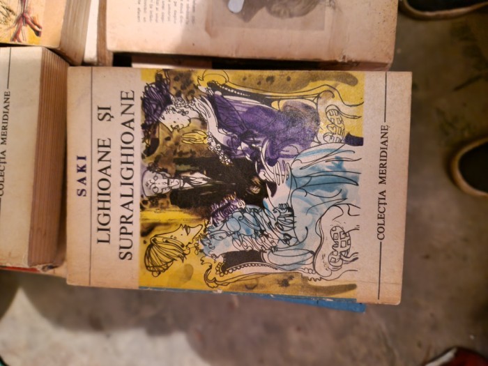Lighioane și supralighioane vintage