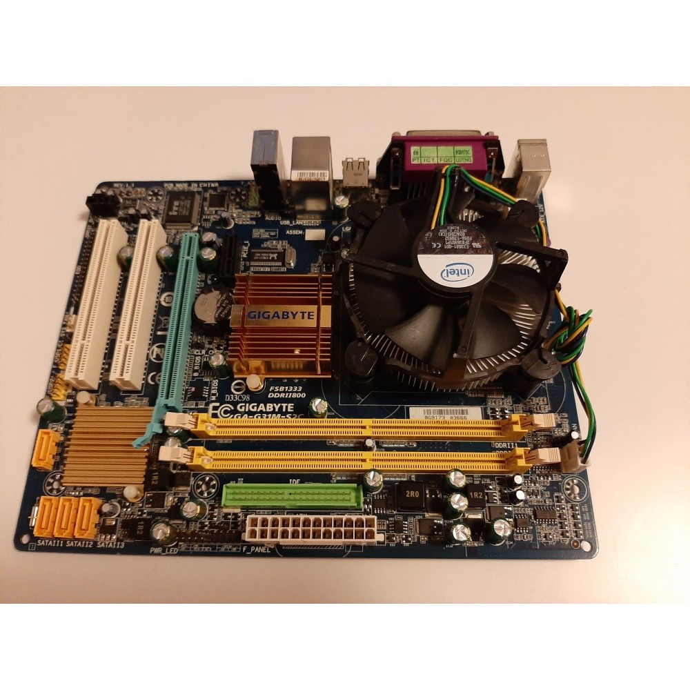 Kit socket 775 placa baza Gigabyte GAG31MS2C+Intel Core 2 Duo E7300 2