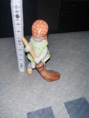 Herendi fetita maturand f rar foto