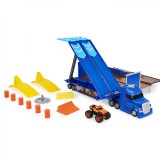 MONSTER JAM SET DE JOACA CAMIONUL CONVERTIBIL IN ARENA