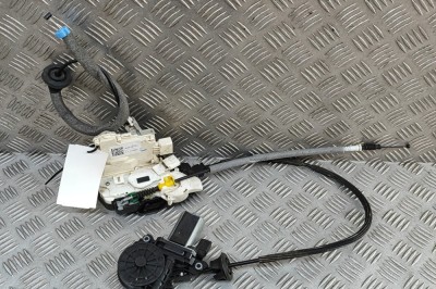 &amp;Icirc;ncuietoare ușă dreapta spate AUDI Q7 4M 2016 OEM: 4M0839016L,4M0839004 | 32066118 foto