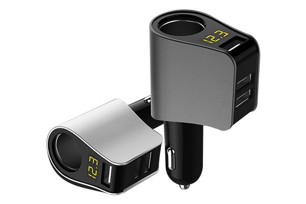INCARCATOR AUTO 3XUSB 3.1A CU AFISAJ TENSIUNE/PUTERE LED SI FISA BRICHETA AUTO
