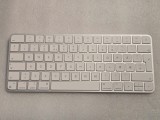 Tastatura Apple Magic Keyboard (2024), Bluetooth, Lightning port