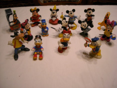 Lot 15 figurine - Mickey Mouse, Minnie, Donald, Daisy, Pluto, Goofy foto