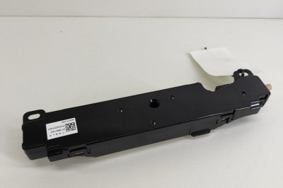 Amplificator de antena TESLA MODEL 3 2023 OEM: 1585601-00-E 22061573 foto