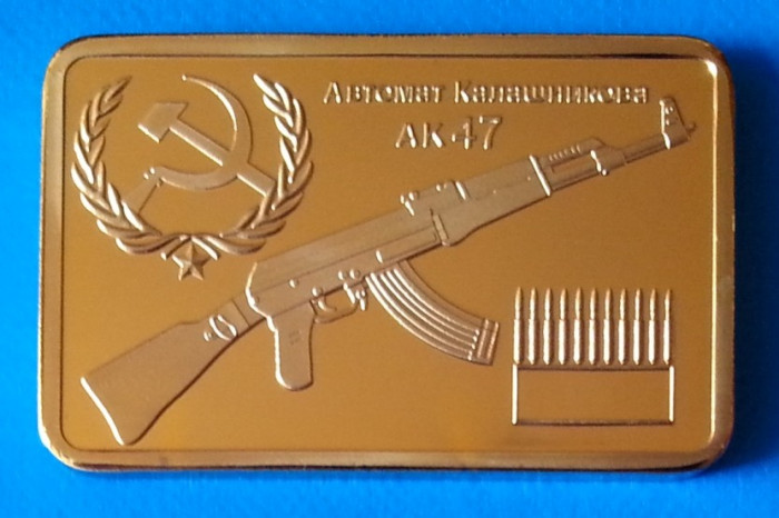 Lingou Auriu AK-47 Kalasnikov Arma Automata UNC