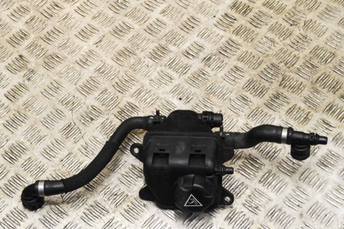 Rezervor pompa servodirecție BMW 7 F01, F02 2011 OEM: 7575578 14563941