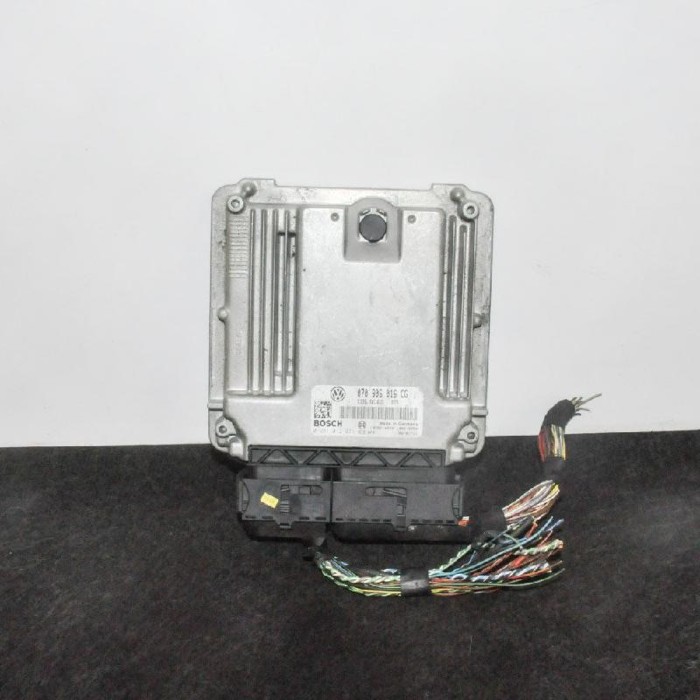 Unitate de control motor VW TRANSPORTER V T5 Minibus / passenger 2006 OEM: 070906016CG0281012911 2852915