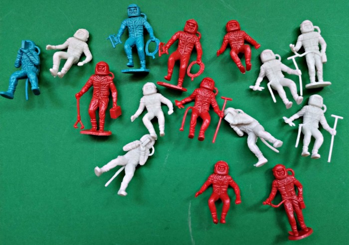 Figurine 15 Astronauti 7 tip 54 mm MPC Costume Vintage Mercury C11 Cosmonaut