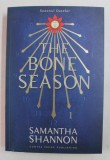 THE BONE SEASON - SEZONUL OASELOR de SAMANTHA SHANNON , 2013