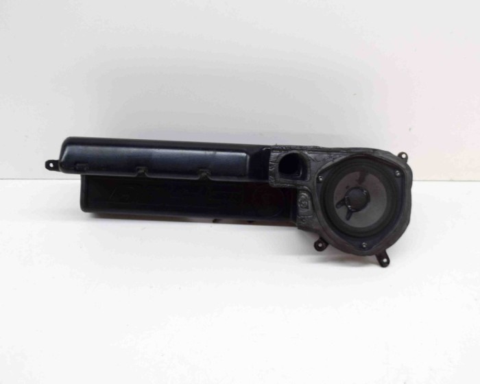 Subwoofer AUDI A8 D2 4D2, 4D8 2000 OEM: 275255594907