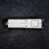 Buton geam ușă dreapta față LEXUS RX _L1_ 2013 OEM: 84040-48190 1611945