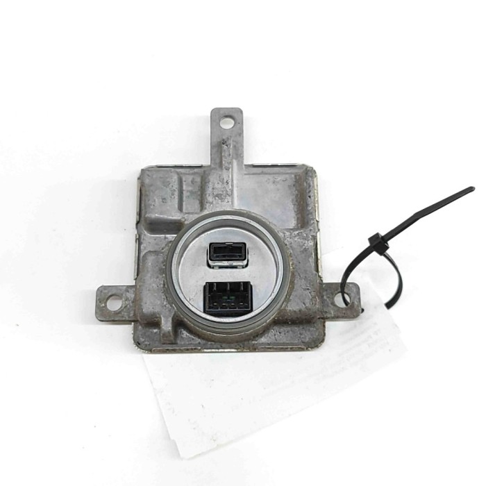 Unitate de control lumini xenon VW TOUAREG 7P5 2015 OEM: 8K0941597E | 30358218