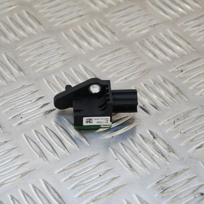 Senzor de impact dreapta față SEAT ALHAMBRA 710, 711 2011 OEM: 5N0959351B | 2102963