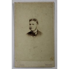 STUDIO H. WEBSTER , BAYSWATER , TANAR CU CRAVATA , FOTOGRAFIE C.D.V. , SFARSITUL SEC. XIX