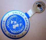 II.140 INSIGNA CLIPS GHID ONU UNITED NATIONS GUIDED TOUR