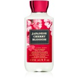 Bath &amp; Body Works Japanese Cherry Blossom lapte de corp 236 ml