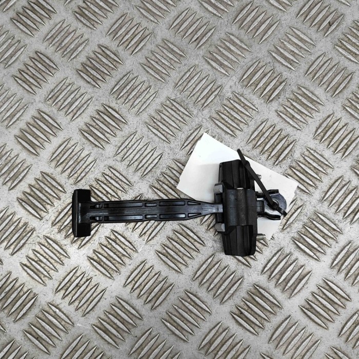 Limitator ușă dreapta spate TESLA MODEL Y 2023 OEM: 1500684-00-B 26302076