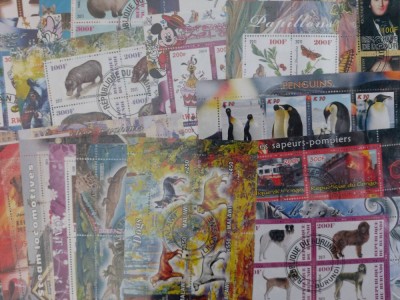 Pachet de 515 blocuri - Africa , tematice - 2022 foto