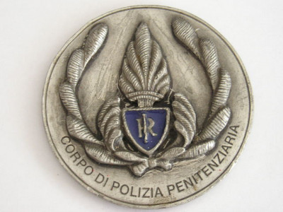 QW1 6 - Medalie - tematica militara - Politia penitenciarelor - Italia foto