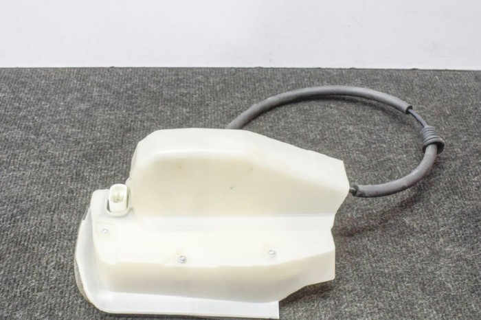 &Icirc;ncuietoare ușă dreapta față TESLA MODEL 3 2018 OEM: 1068963-00-H 11316754
