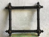 arta / design / vintage - Rama veche taraneasca model deosebit din lemn pentru fotografii , acte , documente sau diverse lucruri frumoase !