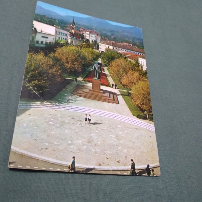 CARTE POSTALA CIRCULATA DEVA STATUIA DR.PETRU GROZA