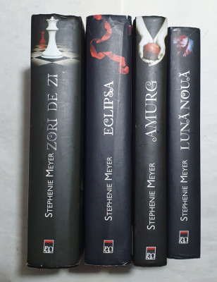 Stephenie Meyer - Seria Amurg - 4 volume foto