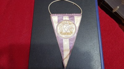 fanion Ujpest Dozsa foto