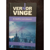 LA CAPATUL CURCUBEULUI - VERNOR VINGE