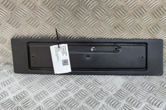 Suport număr de &icirc;nmatriculare TESLA MODEL Y 2024 OEM: 114741600C 30354444