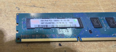 Ram PC hynix 2GB DDR3 PC3-10600U HMT125U6BFR8C-H9 foto