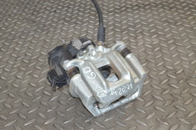 Etrier de fr&amp;acirc;nă dreapta spate BMW X3 F25 2016 13118910 foto