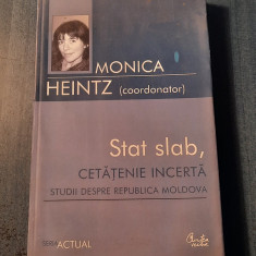 Stat slab cetatenie incerta studii despre Republica Moldova Monica Heintz