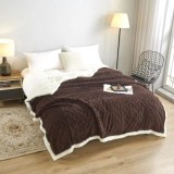 PATURĂ TRICOT CU BLĂNIȚĂ &ndash; MARO INCHIS