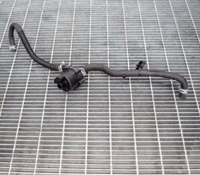 Pompa de apa auxiliara TESLA MODEL X 2017 OEM: 1037328-00-F17101C0400KH 3228937 foto