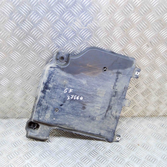 Scut motor st&acirc;nga spate SKODA KAMIQ 2020 OEM: 2Q0825101A