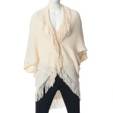 Poncho casual crem cu margini franjurate