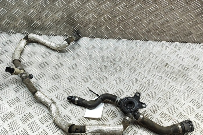 Furtun de lichid de răcire VOLVO V90 II 2018 OEM: 31368487,33439713 28245059