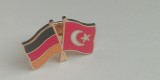 QW9 N7 55 - insigna - tematica nationala - steaguri - Germania - Turcia, Europa
