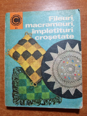 fileuri,macrameuri,impletituri crosetate - din anul 1975 foto
