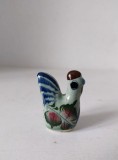 Figurina ceramica portelan miniatura Mexico Folk Art, Tonala Talavera, pasare / cocos, decorat manual cu motiv floral, vintage, anii 70,