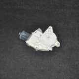 Motor macara geam ușă dreapta spate MERCEDES-BENZ C W204 2010 OEM: A20482006420130822504 2175677