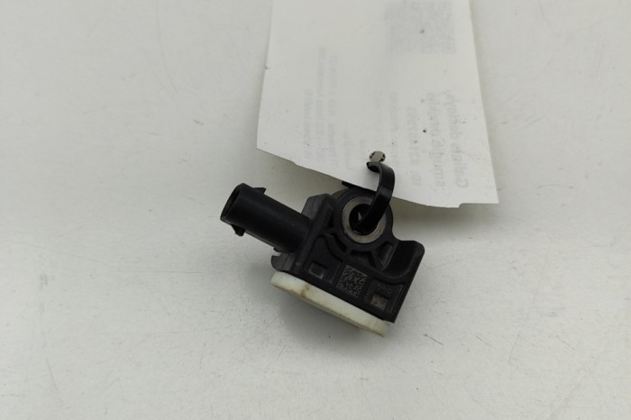 Senzor de impact dreapta spate AUDI E-TRON GT 2023 OEM: 971907651 31457593