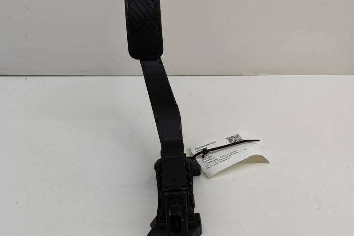 Pedala de accelerație FORD ECOSPORT 2018 OEM: H1BC-9F836-A1D,6PV012550-04 | 22405619