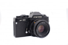 Aparat foto film Petri MF-101 cu obiectiv Petri 50mm f2 foto
