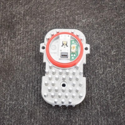 Unitate de control far dreapta față BMW 3 F30, F80 2014 OEM: 1305715084 | 3882997 foto