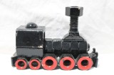 Locomotiva cu abur metal lucrata manual obiect decorativ 4.54 kg