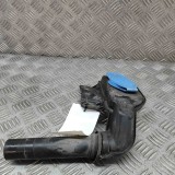 G&acirc;t de umplere rezervor lichid de parbriz AUDI Q5 8R 2012 OEM: 8R0955452 22931074